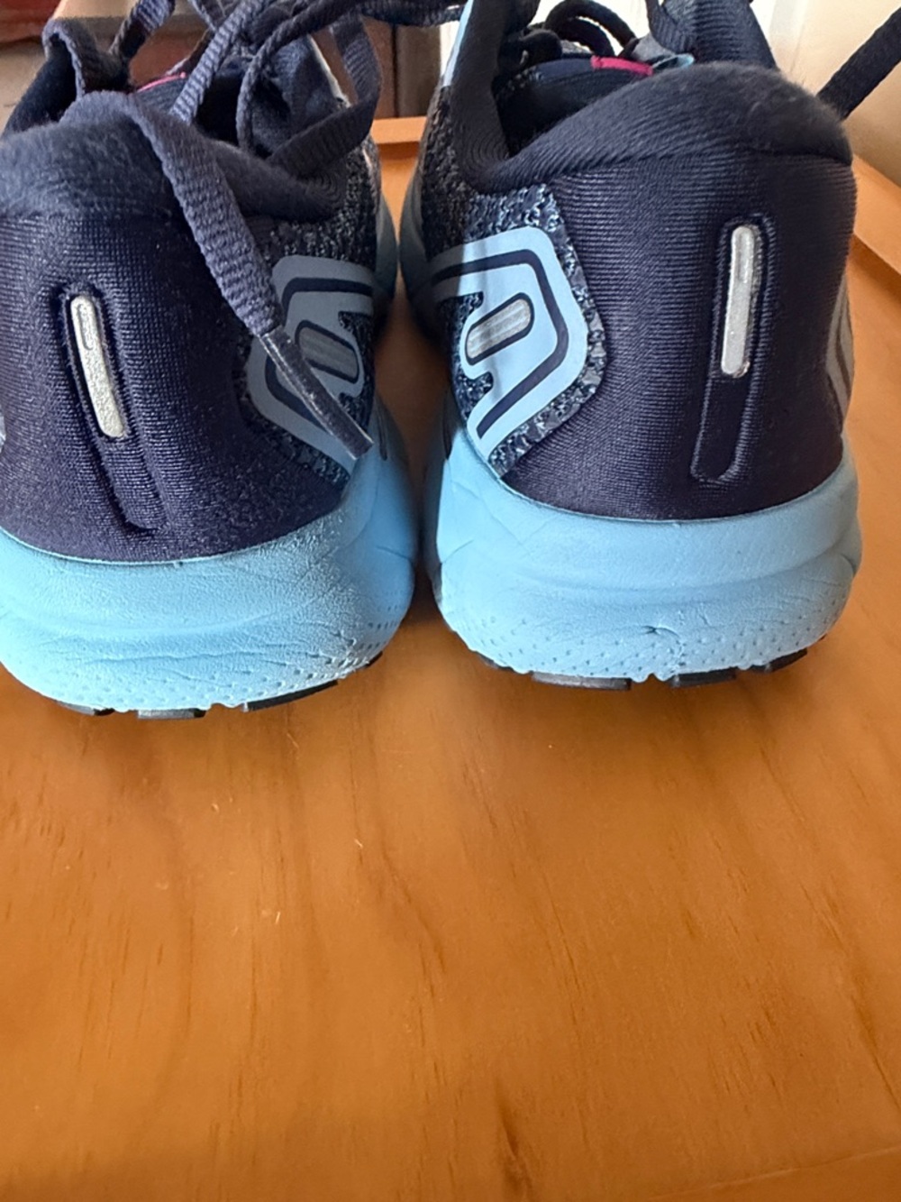 Brooks Ghost 14 Running Shoes. Worn Twice. Excellent Condition! - Picture 6 of 10